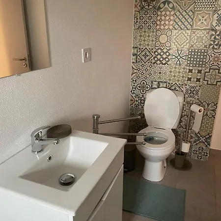 Edith House Lisbon-3